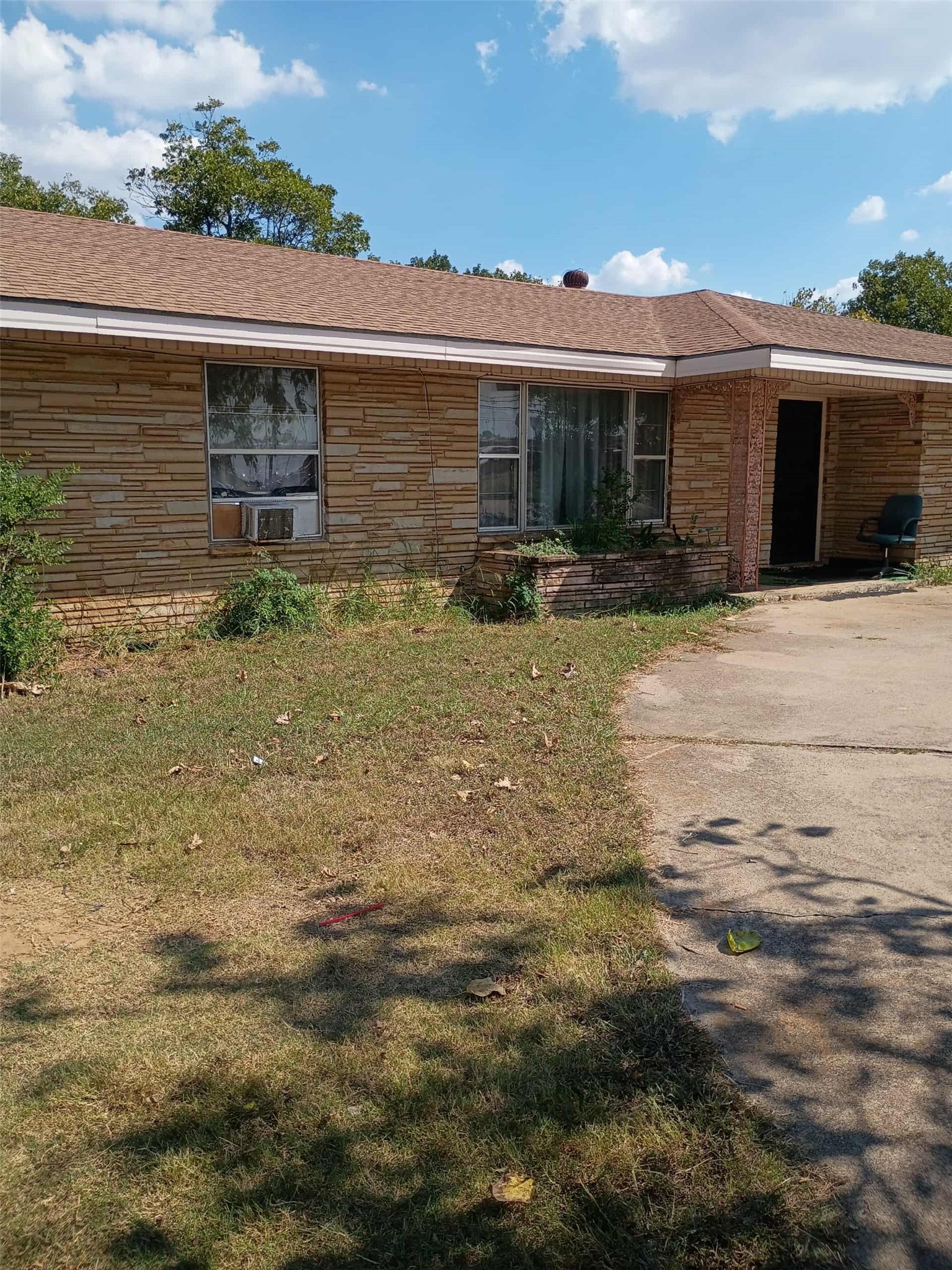 3200 Grady Street Forest Hill TX 76119