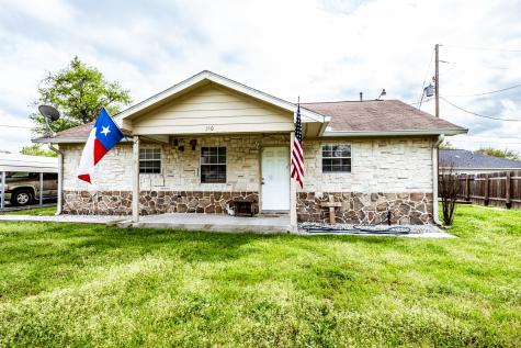 210 N Tammye Lane Madisonville TX 77864