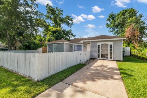 7534 Bywood Street Houston TX 77028