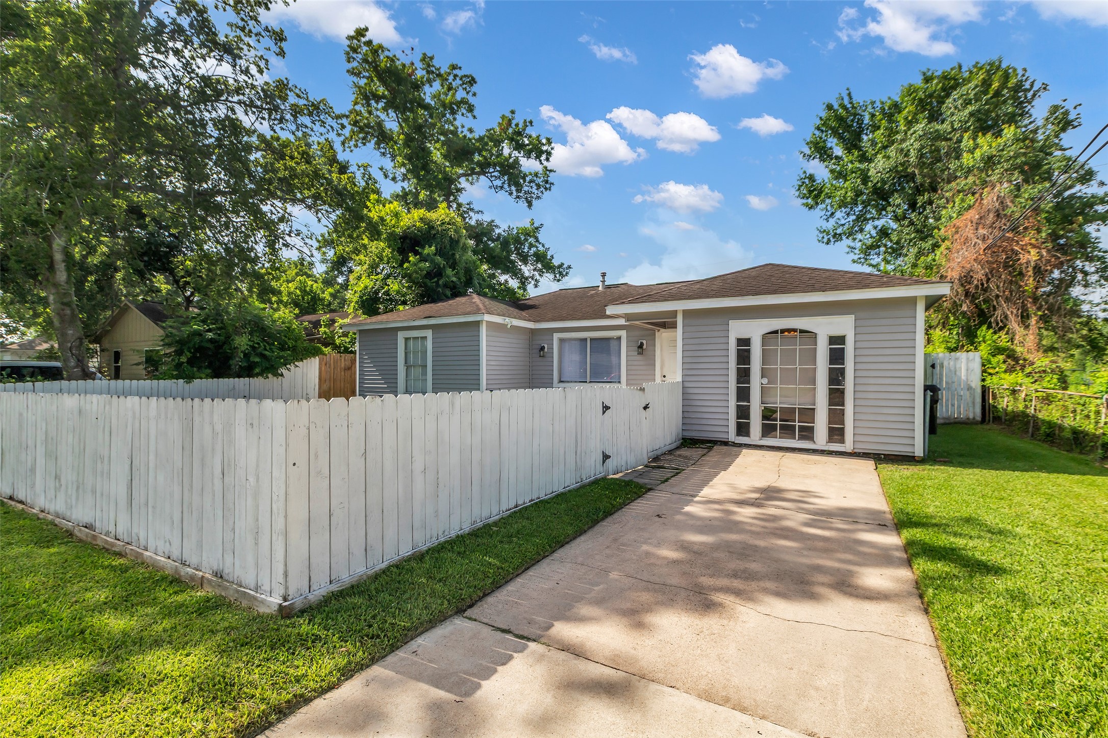 7534 Bywood Street Houston TX 77028