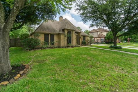 5810 Glenmere Lane Spring TX 77379