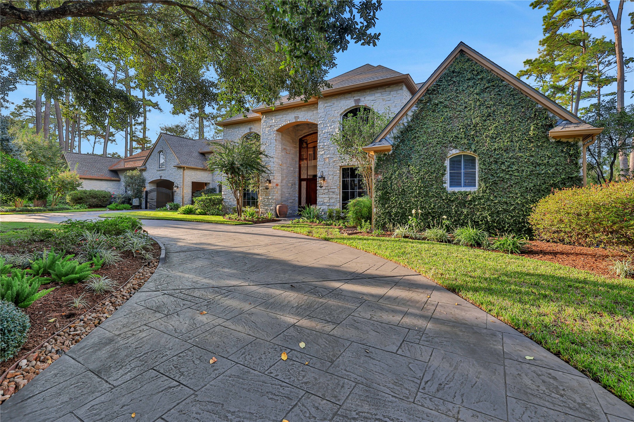 15 Wincrest Falls Drive Cypress TX 77429