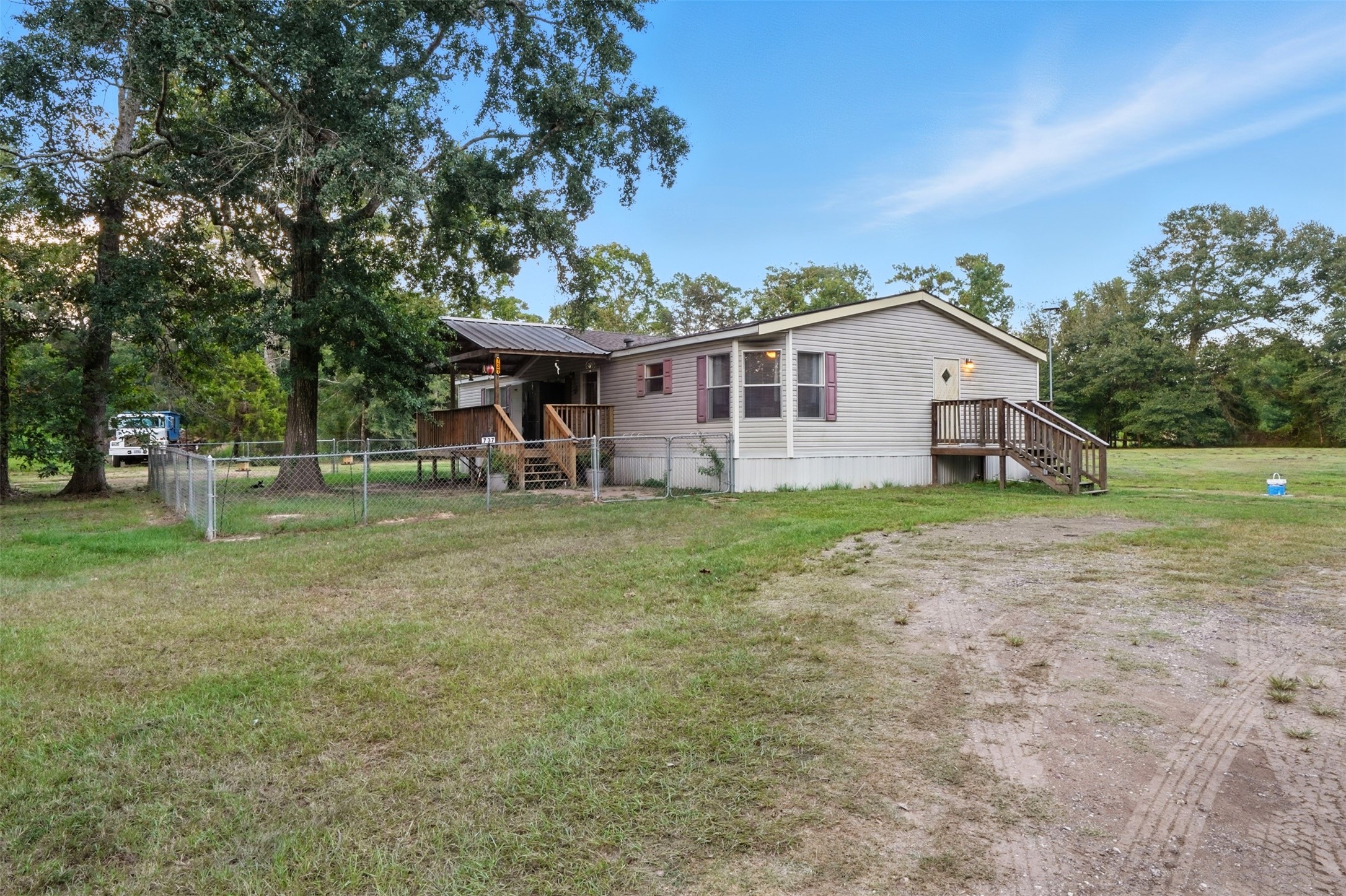 737 County Road 2191 Cleveland TX 77327