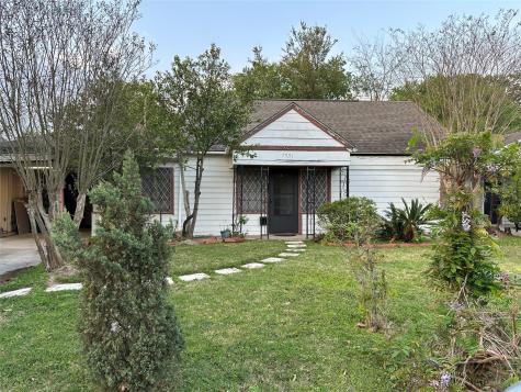 7531 Elm Street Houston TX 77023