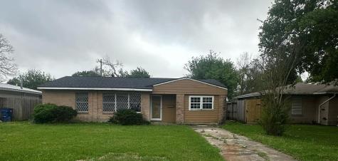 2001 15th Avenue N Texas City TX 77590