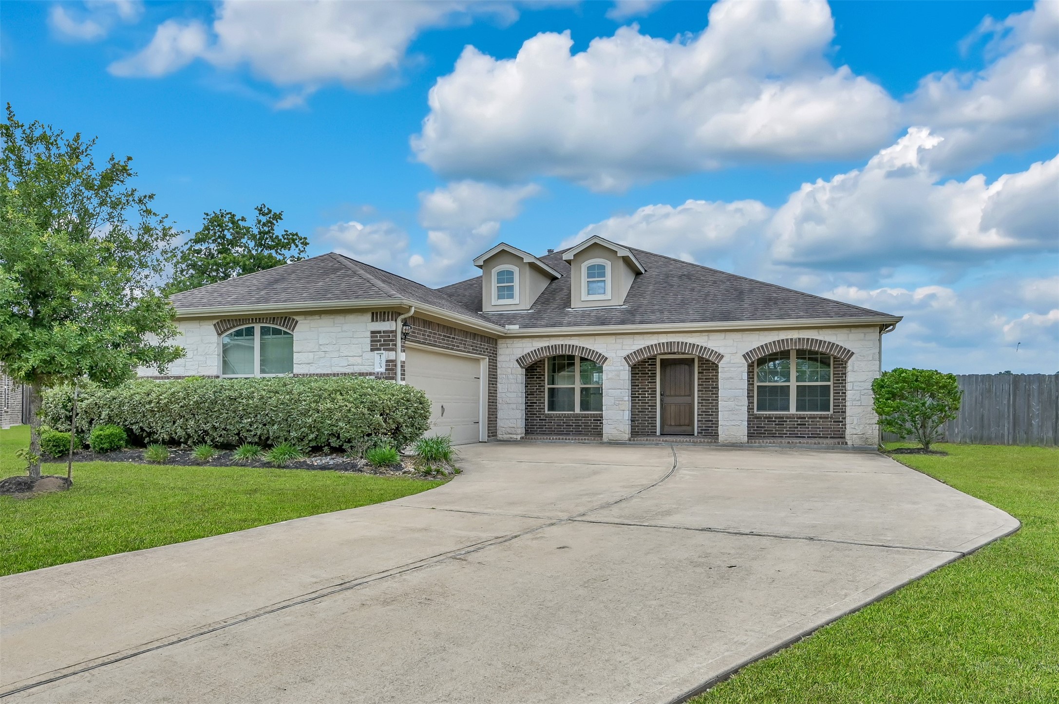 123 Noble View Court Magnolia TX 77354