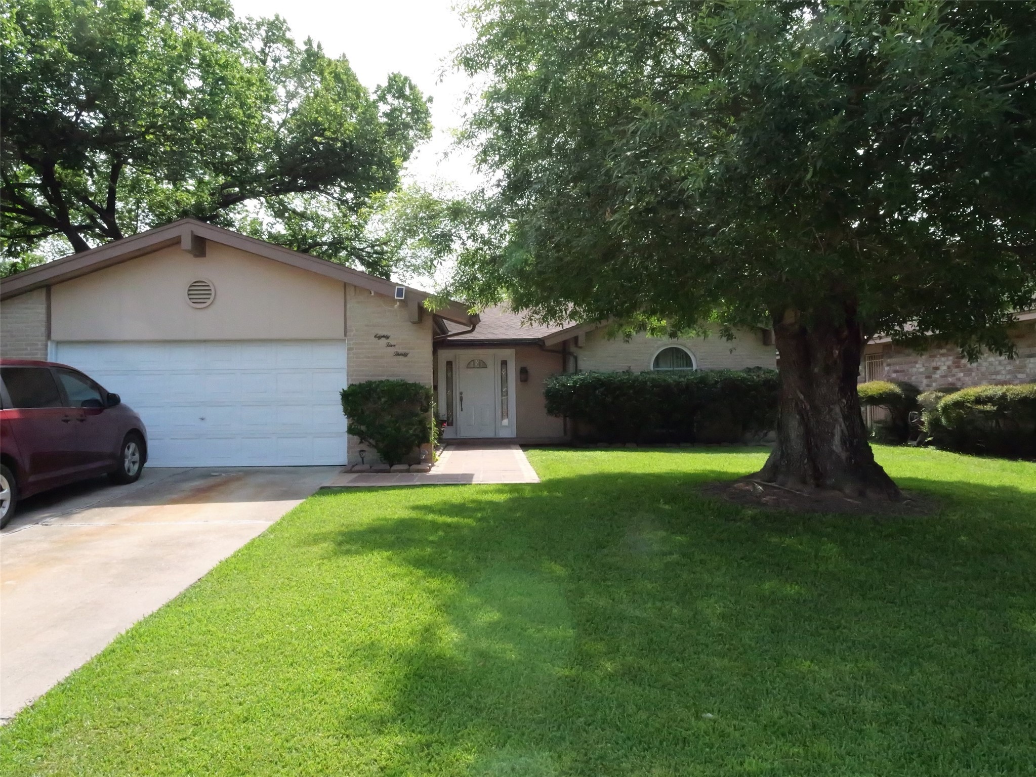 8530 Old Meadow Lane Houston TX 77064