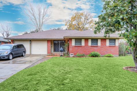 1914 17th Avenue N Texas City TX 77590
