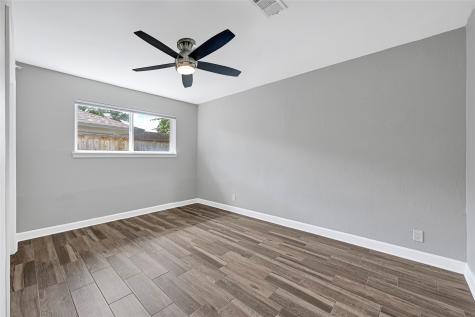 5234 Saxon Drive Houston TX 77092