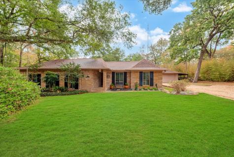 5353 Deer Lane Brenham TX 77833