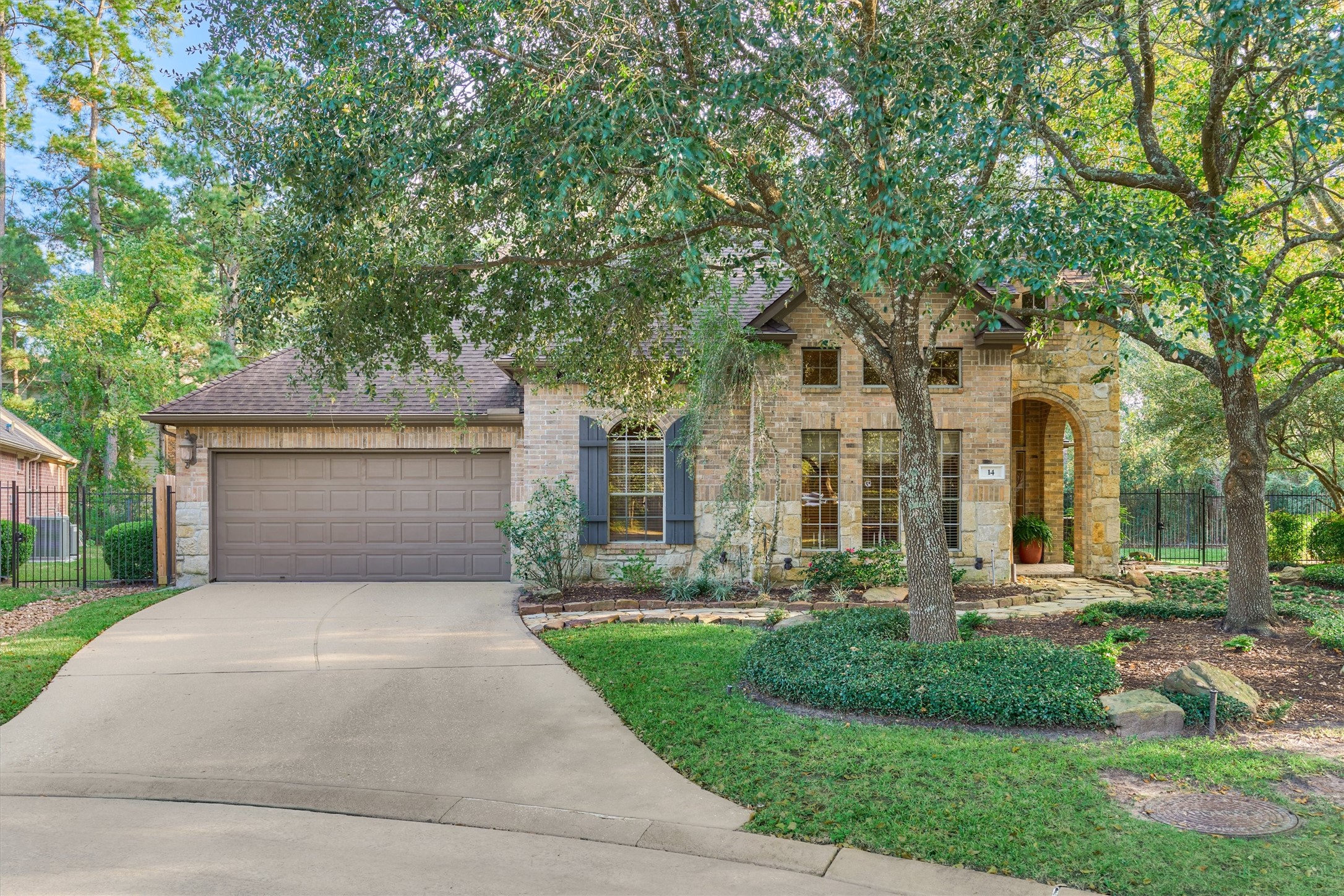 14 Mystic Pines Court The Woodlands TX 77382