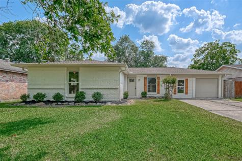 16726 Barcelona Drive Friendswood TX 77546
