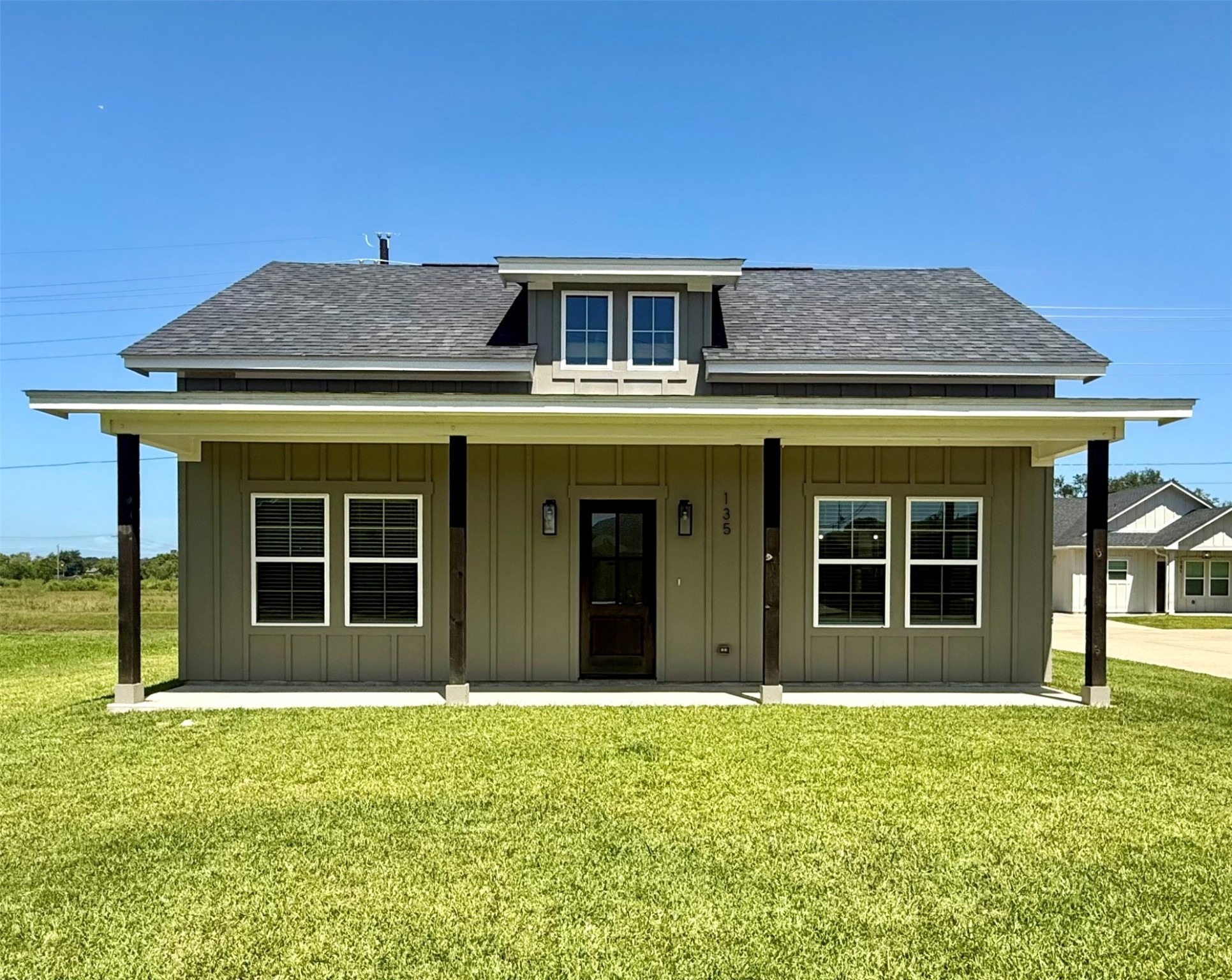 135 Ellis Lane West Columbia TX 77486