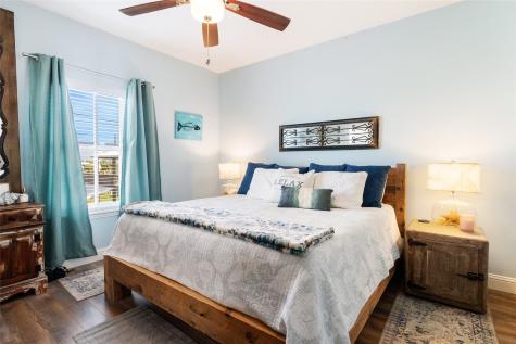 1819 N Pompano Lane Crystal Beach TX 77650