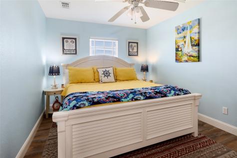 1819 N Pompano Lane Crystal Beach TX 77650