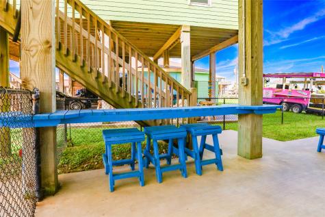 1819 N Pompano Lane Crystal Beach TX 77650