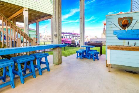 1819 N Pompano Lane Crystal Beach TX 77650