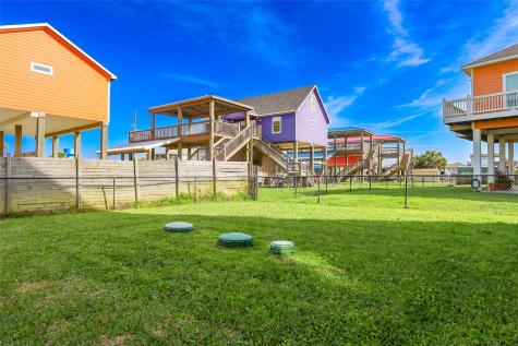 1819 N Pompano Lane Crystal Beach TX 77650