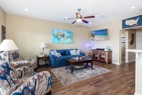 1819 N Pompano Lane Crystal Beach TX 77650