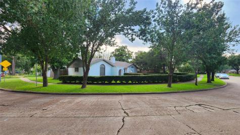 9203 Sandstone Street Houston TX 77036