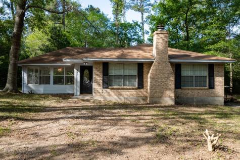 210 Holly Street Huffman TX 77336