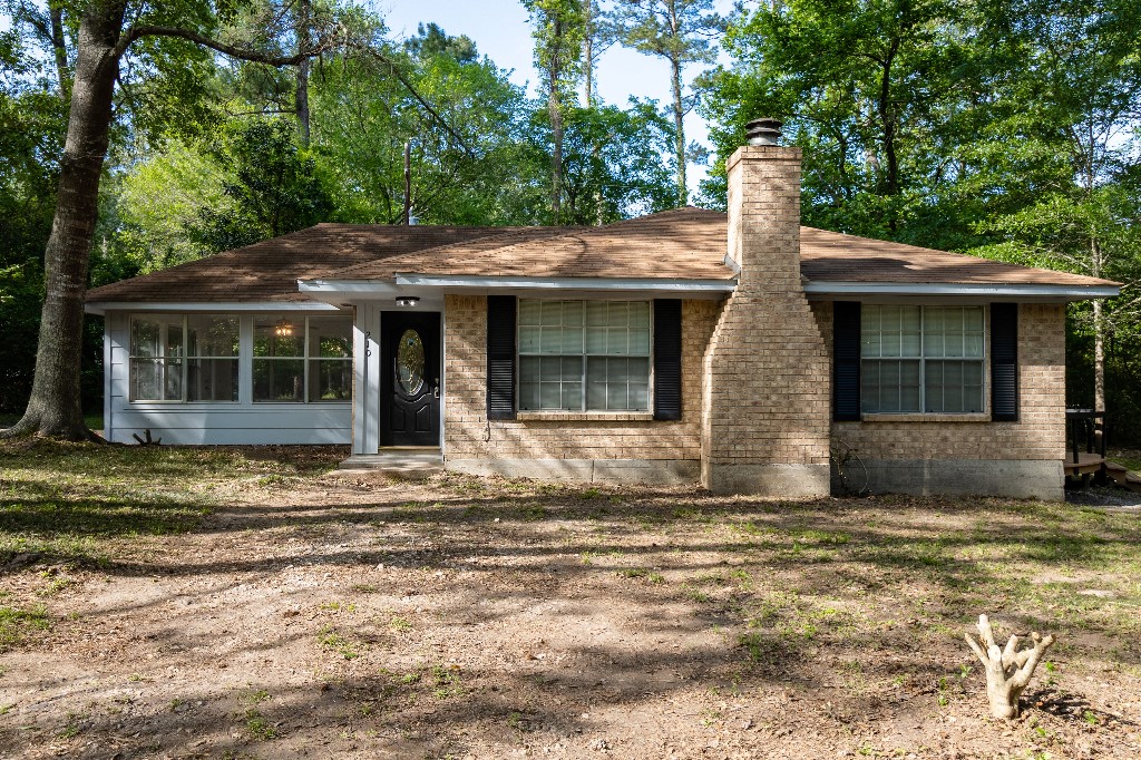 210 Holly Street Huffman TX 77336