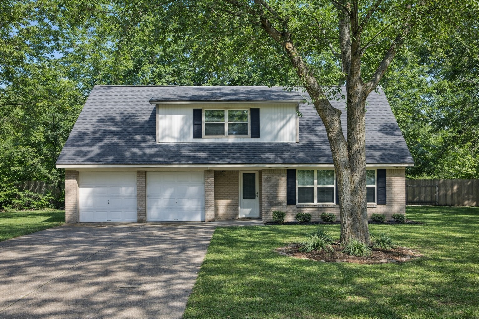 101 Gladiola Street Lake Jackson TX 77566
