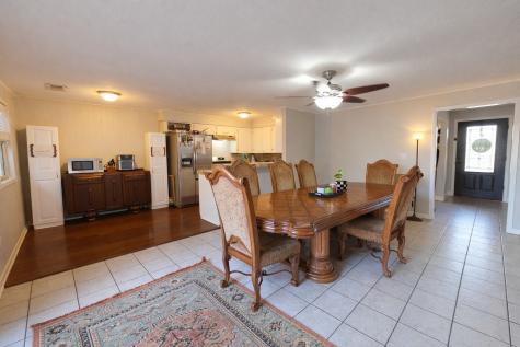 101 Gladiola Street Lake Jackson TX 77566