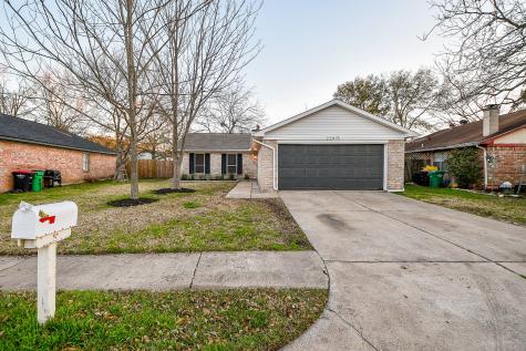 22015 Singing Spurs Drive Katy TX 77450