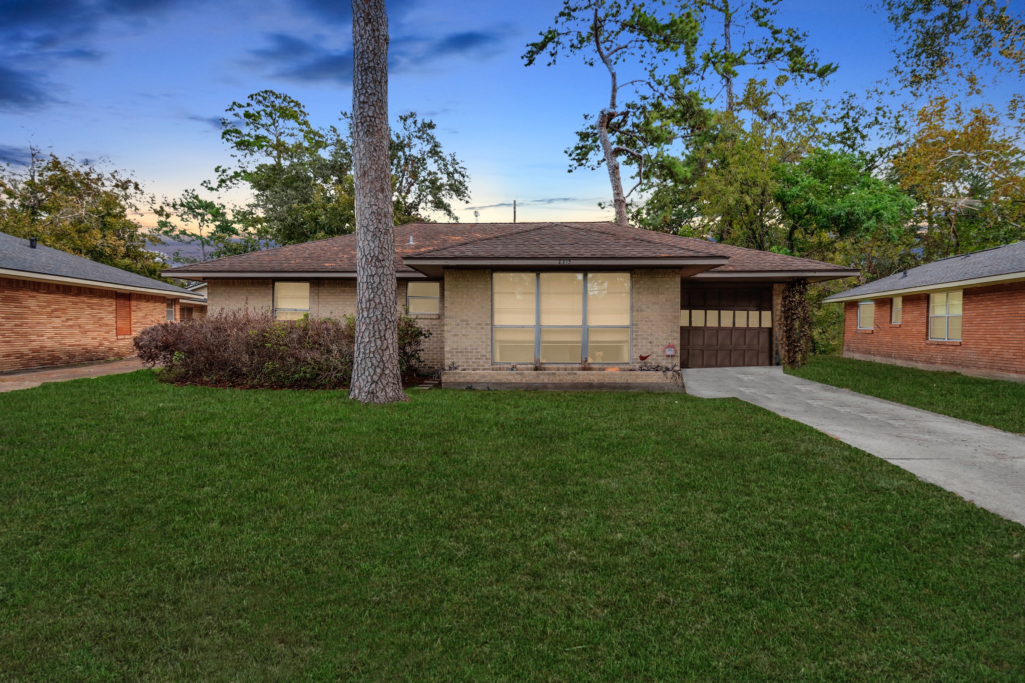 2315 Poinciana Drive Houston TX 77018
