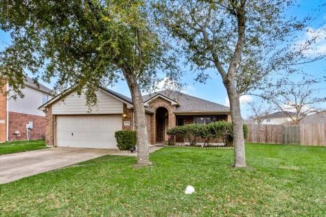 2888 Colony Cone Circle Dickinson TX 77539