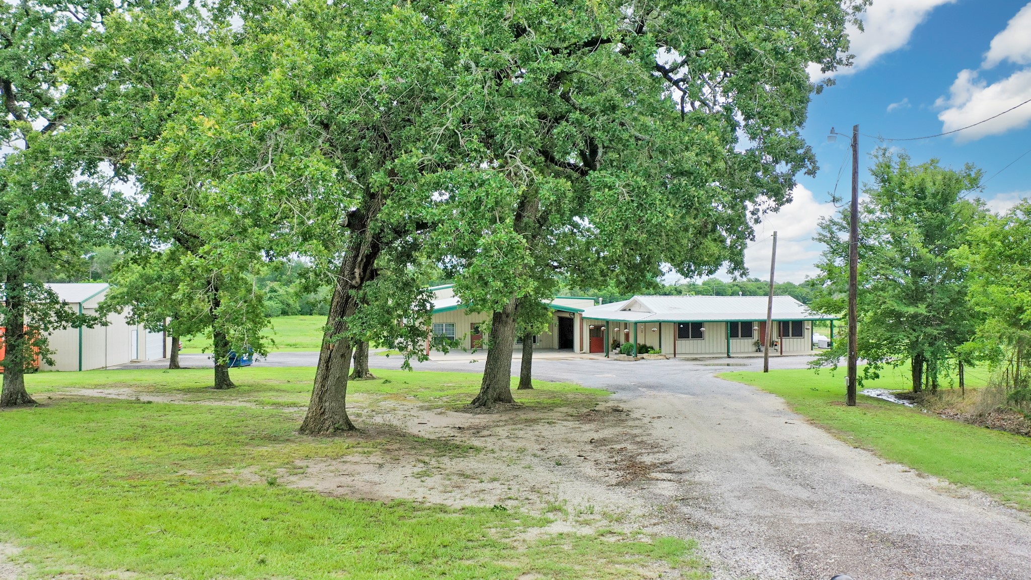 632 Florida Lane Madisonville TX 77864