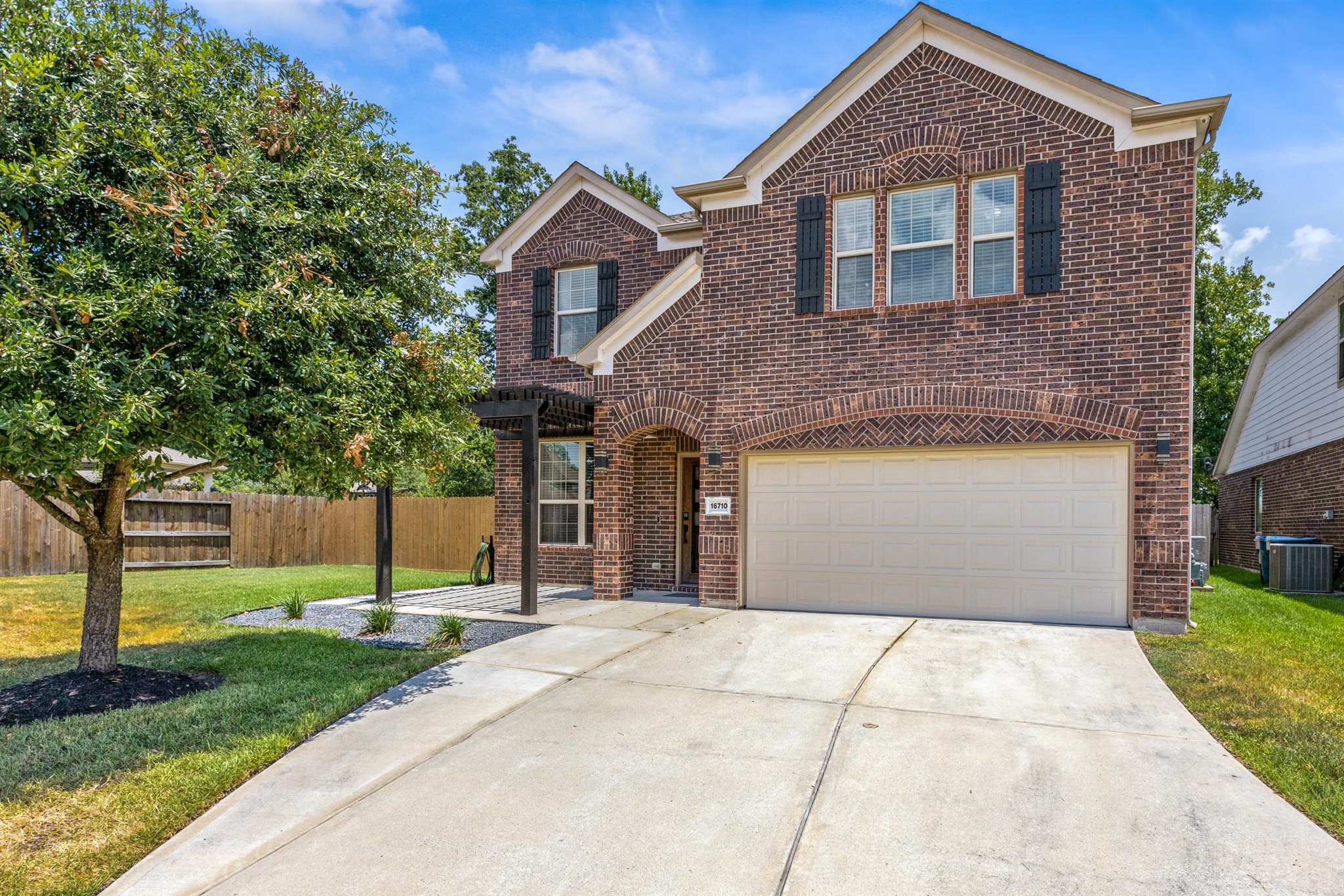 16710 Lake Prince Lane Houston TX 77044