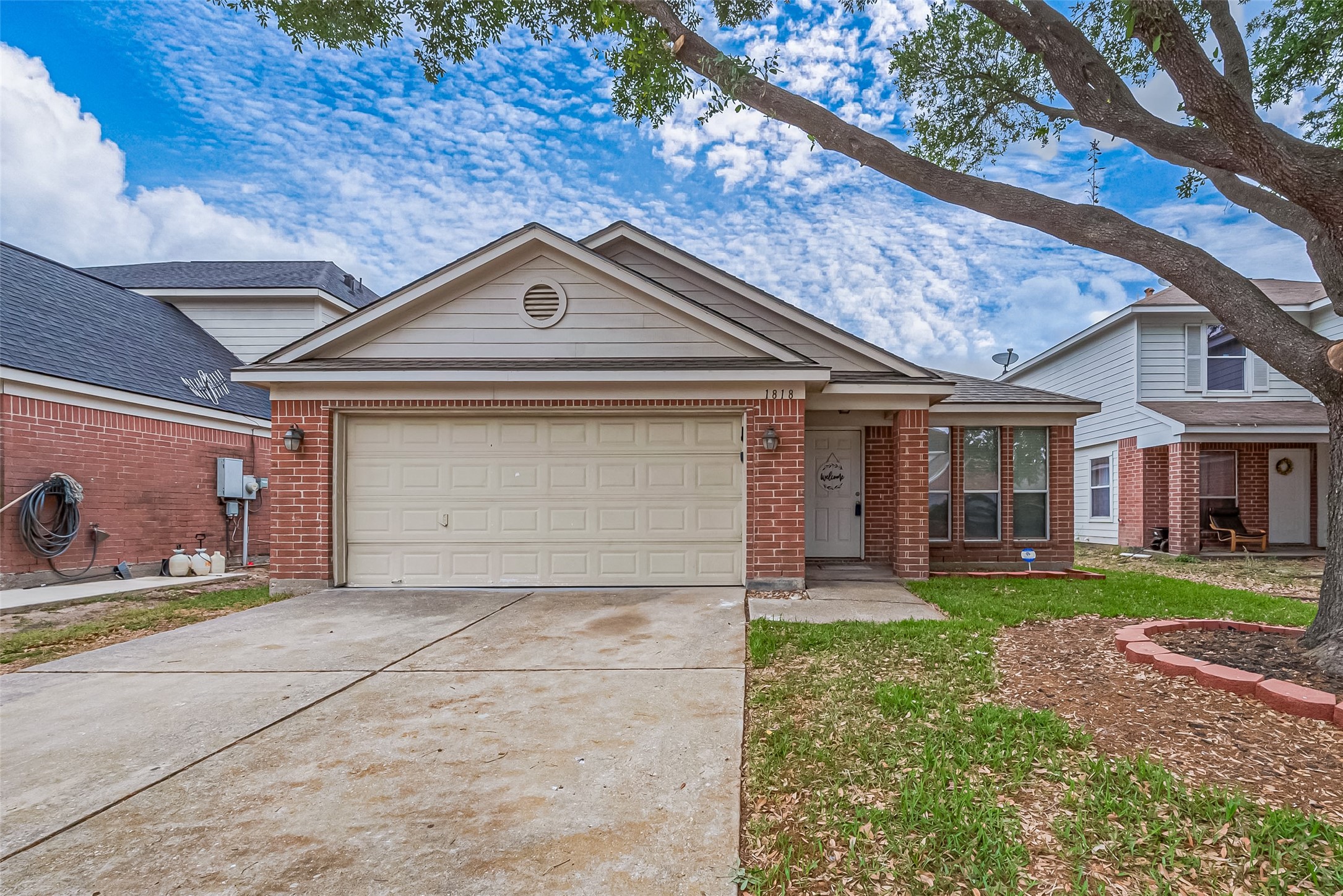 1818 Live Oak Hill Street Houston TX 77067