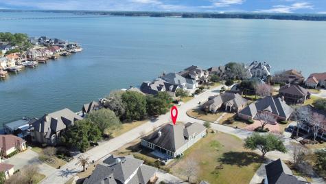 1 Edgewood Court Montgomery TX 77356