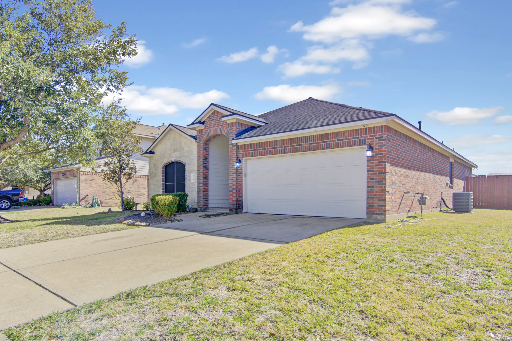 7404 Buckeye Court Pearland TX 77584