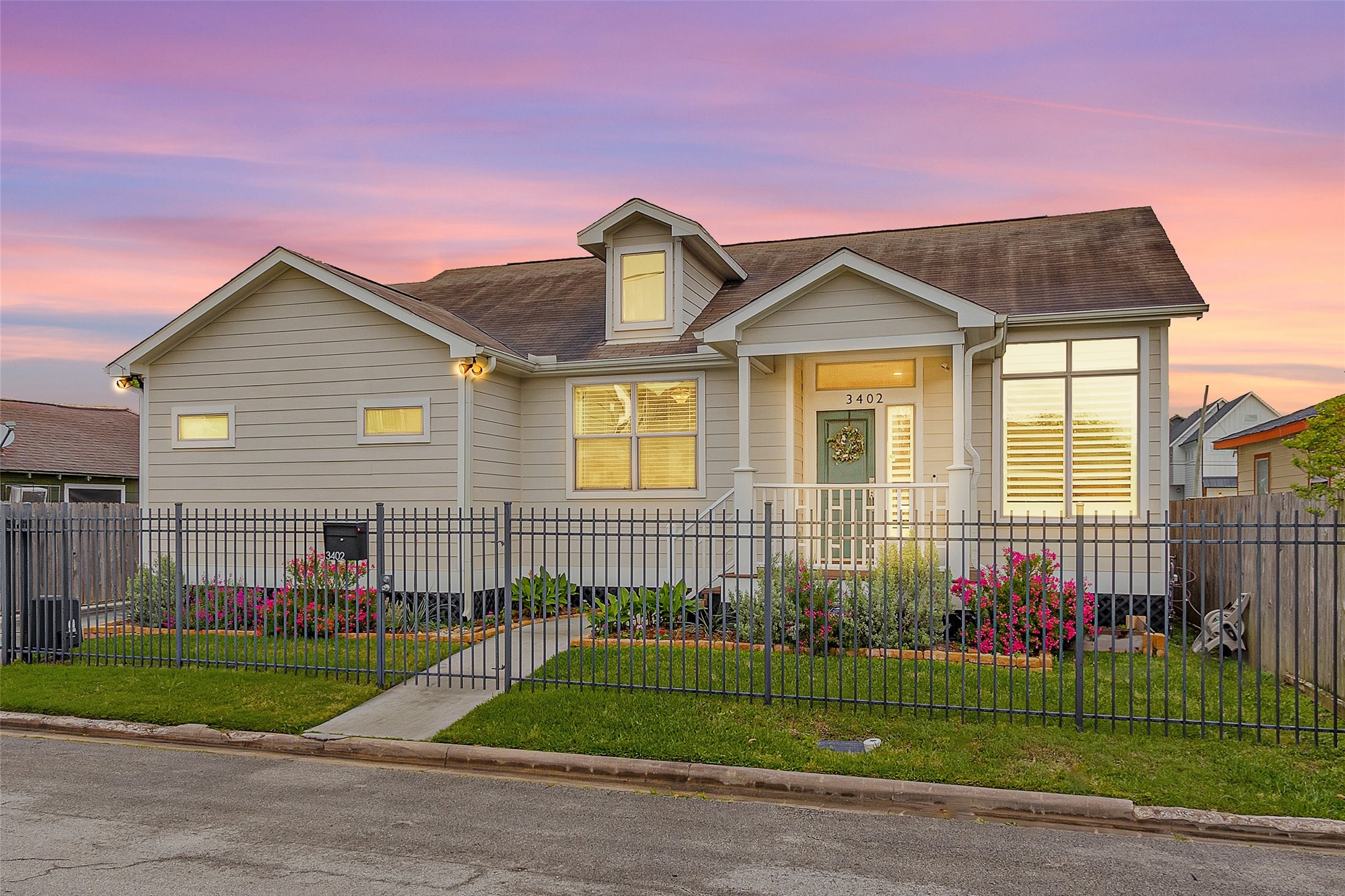 3402 Delhi Street Houston TX 77022