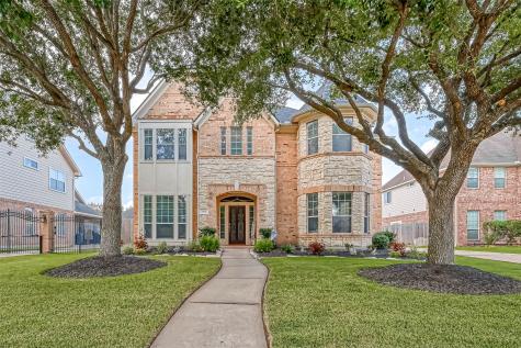 1701 White Willow Lane Pearland TX 77581