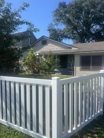 415 Perkins Avenue League City TX 77573