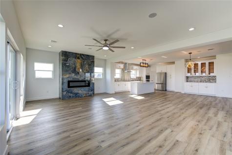 21201 Scissor Tail Lane Galveston TX 77554