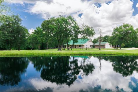 307 Fm 980 Road Huntsville TX 77320