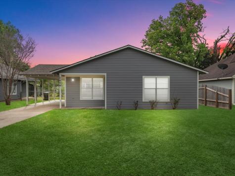 2404 Driftwood Drive Bryan TX 77803