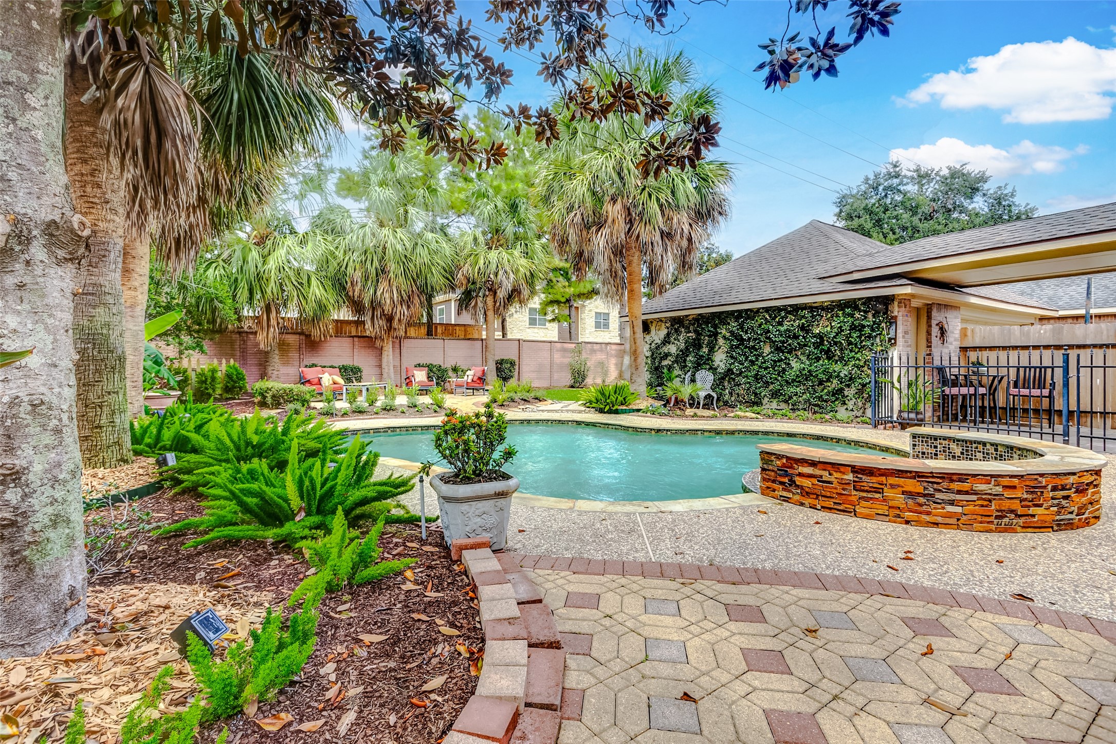 2122 Bevington Oaks Circle Katy TX 77450