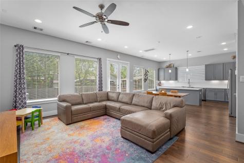 427 Yale Oaks Lane Houston TX 77091