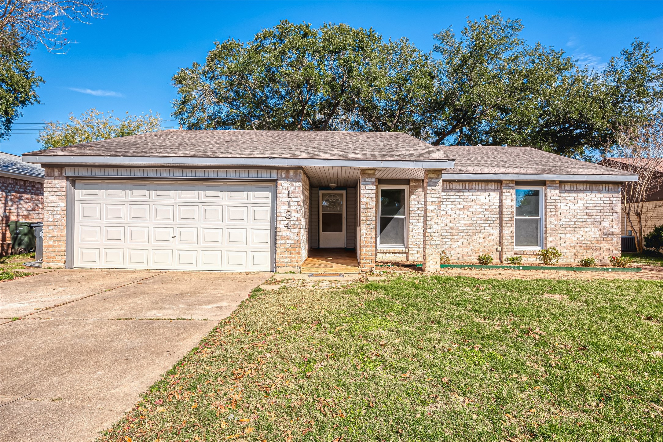 1134 Ravenscourt Drive Sugar Land TX 77498