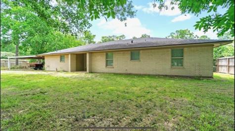 2715 Toyah Avenue Houston TX 77039