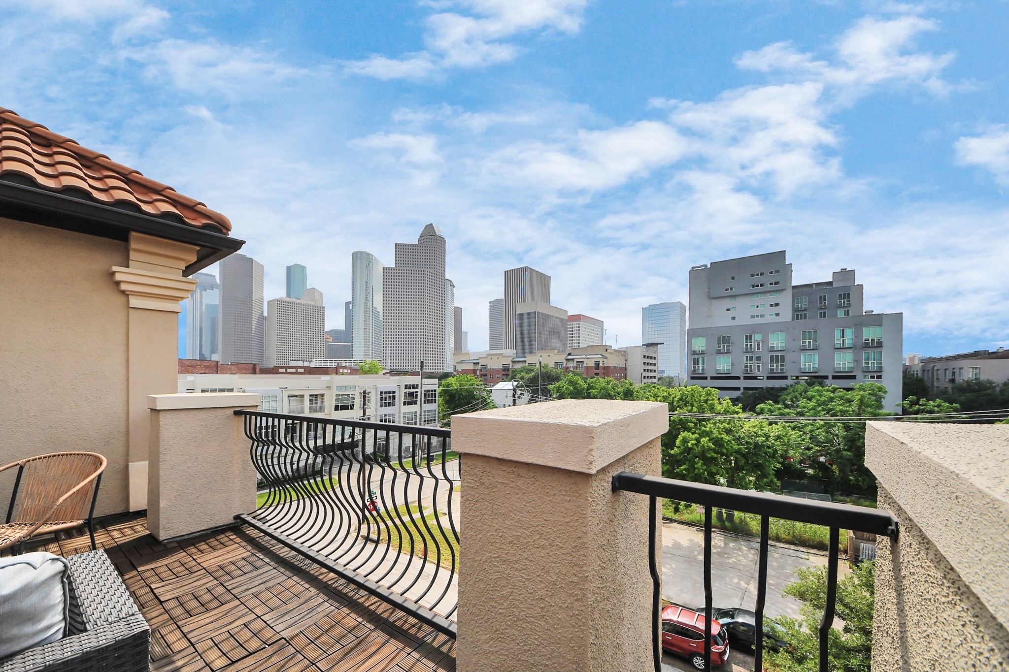 2008 Helena Street Houston TX 77002