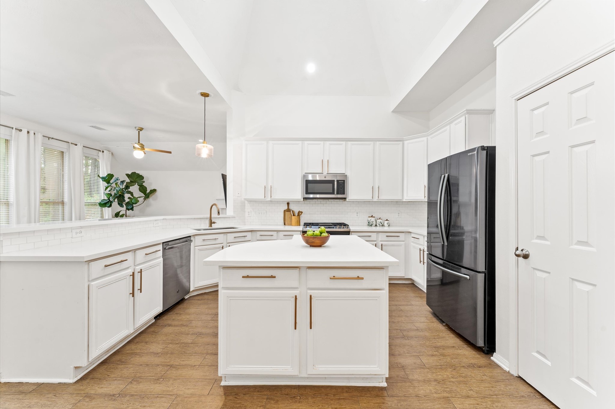 12902 Oakwood Manor Drive Cypress TX 77429