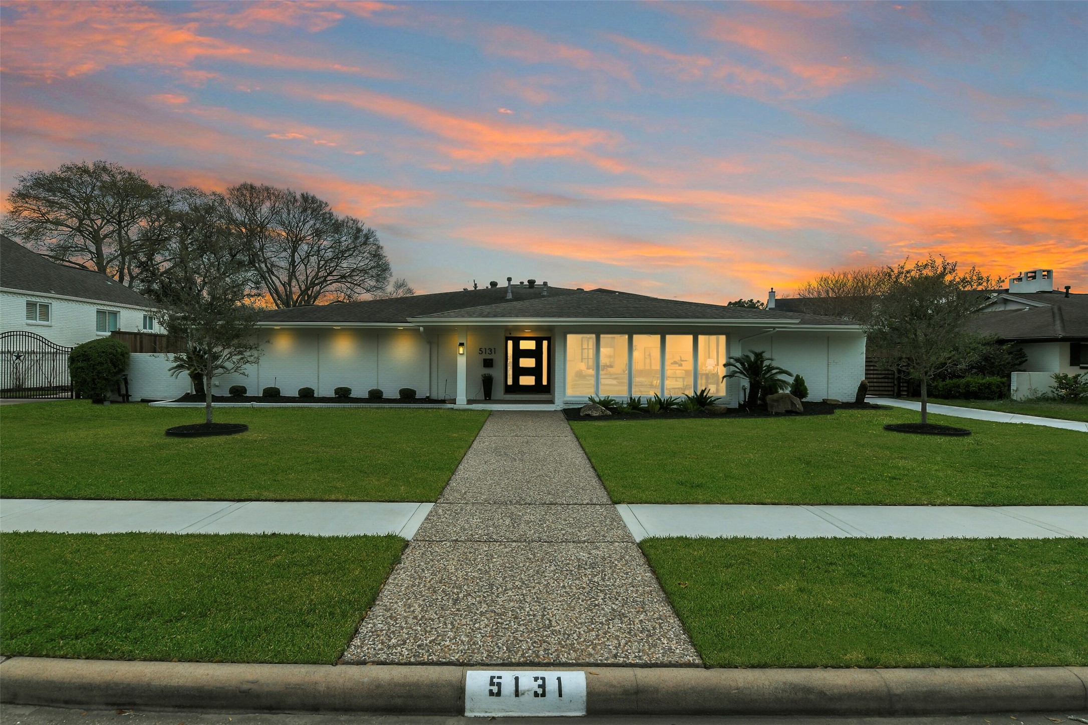 5131 Braesheather Drive Houston TX 77096