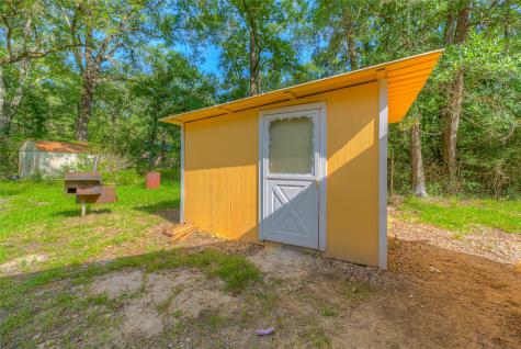 141 Bessie Davis Road Livingston TX 77351